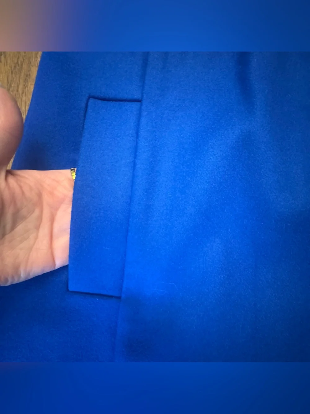 COS electric blue